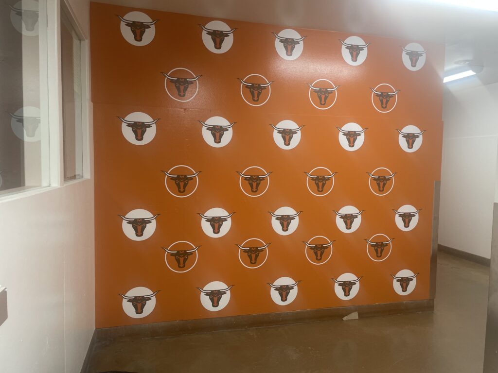 Large-format environmental graphics in a corporate interior